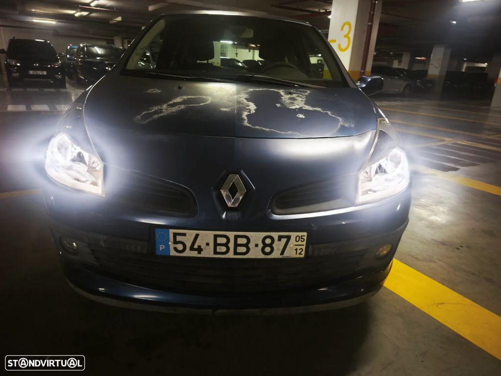 Renault Clio 1.2 16V Confort - 18