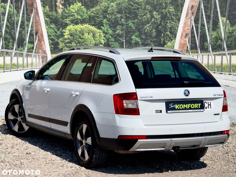 Skoda Octavia 2.0 TDI 4x4 DSG Scout - 11