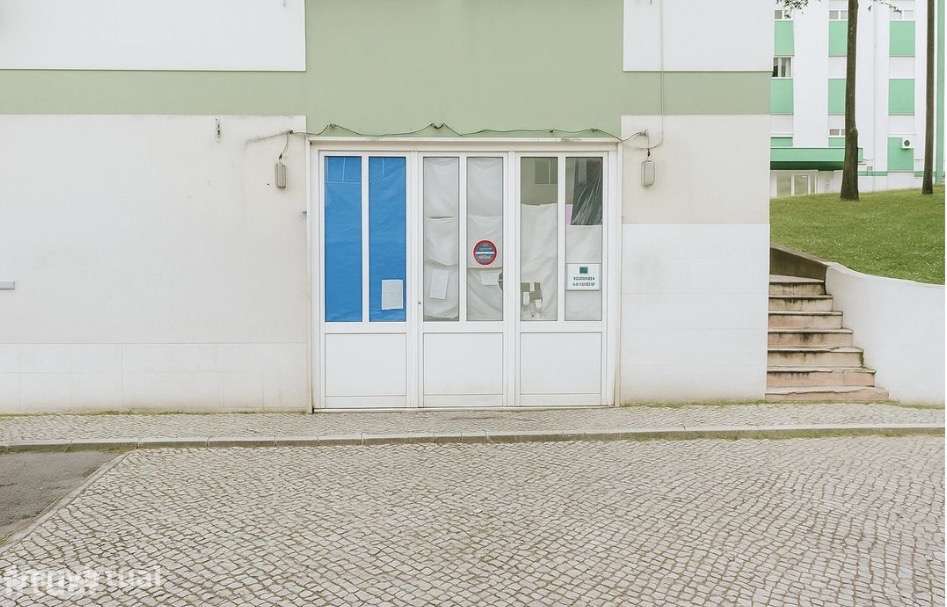 Armazém em Odivelas 
135.000 - Grande imagem: 2/8