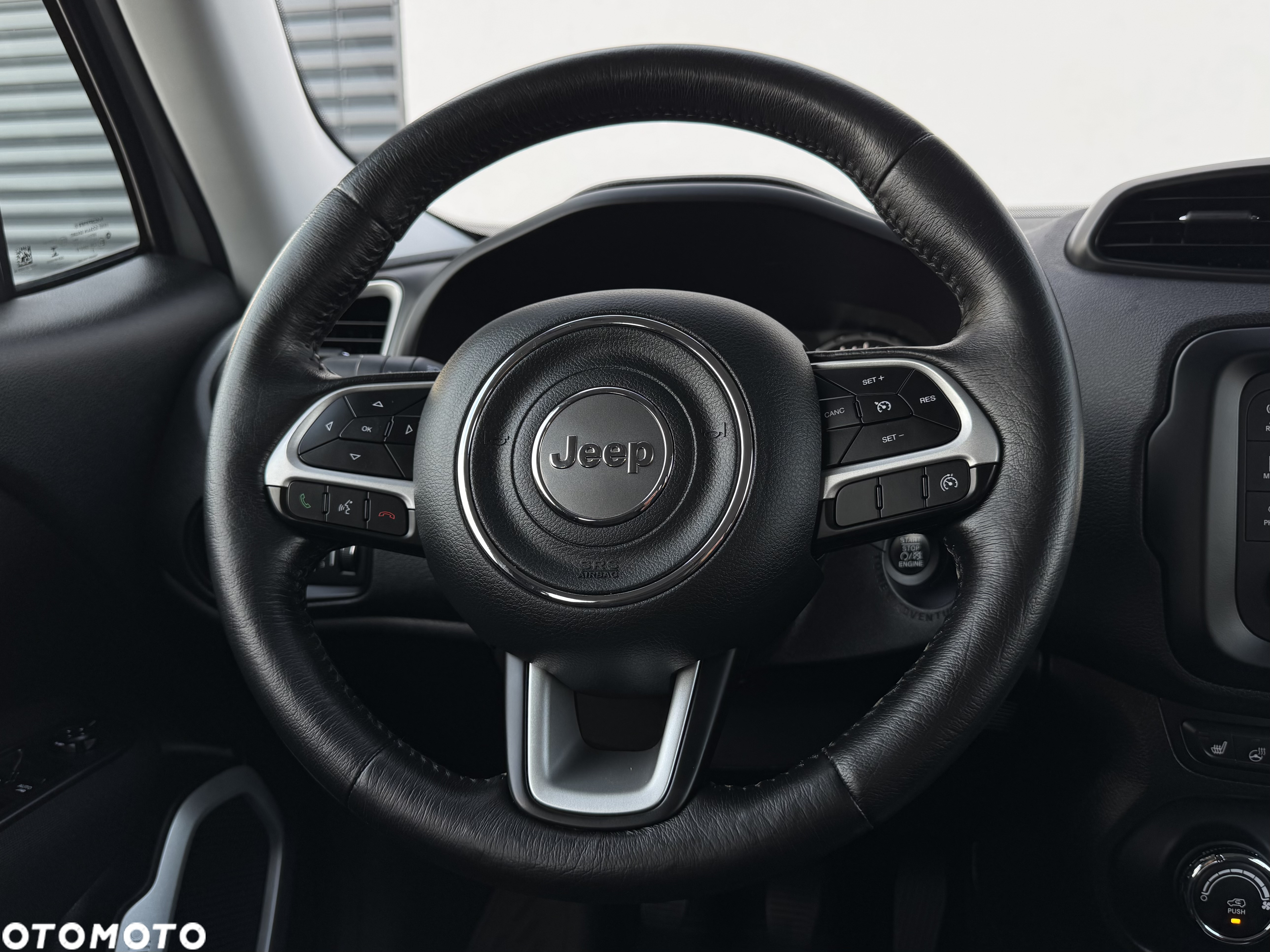 Jeep Renegade 1.6 E-TorQ Longitude FWD - 9