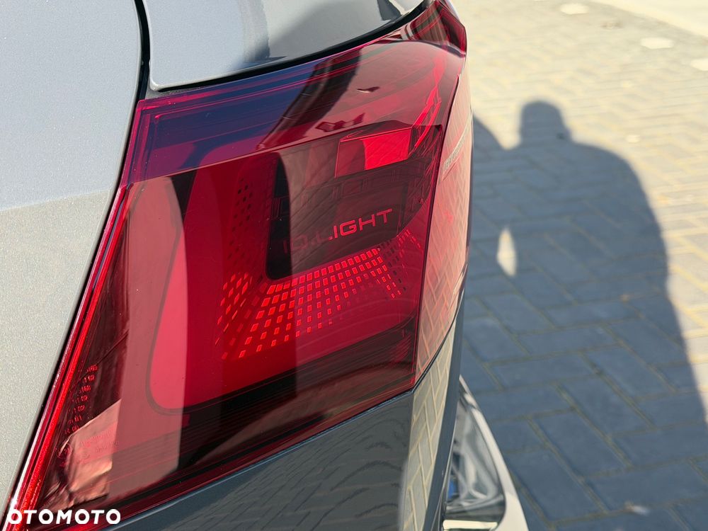 Volkswagen Golf 2.0 TDI Style DSG - 16