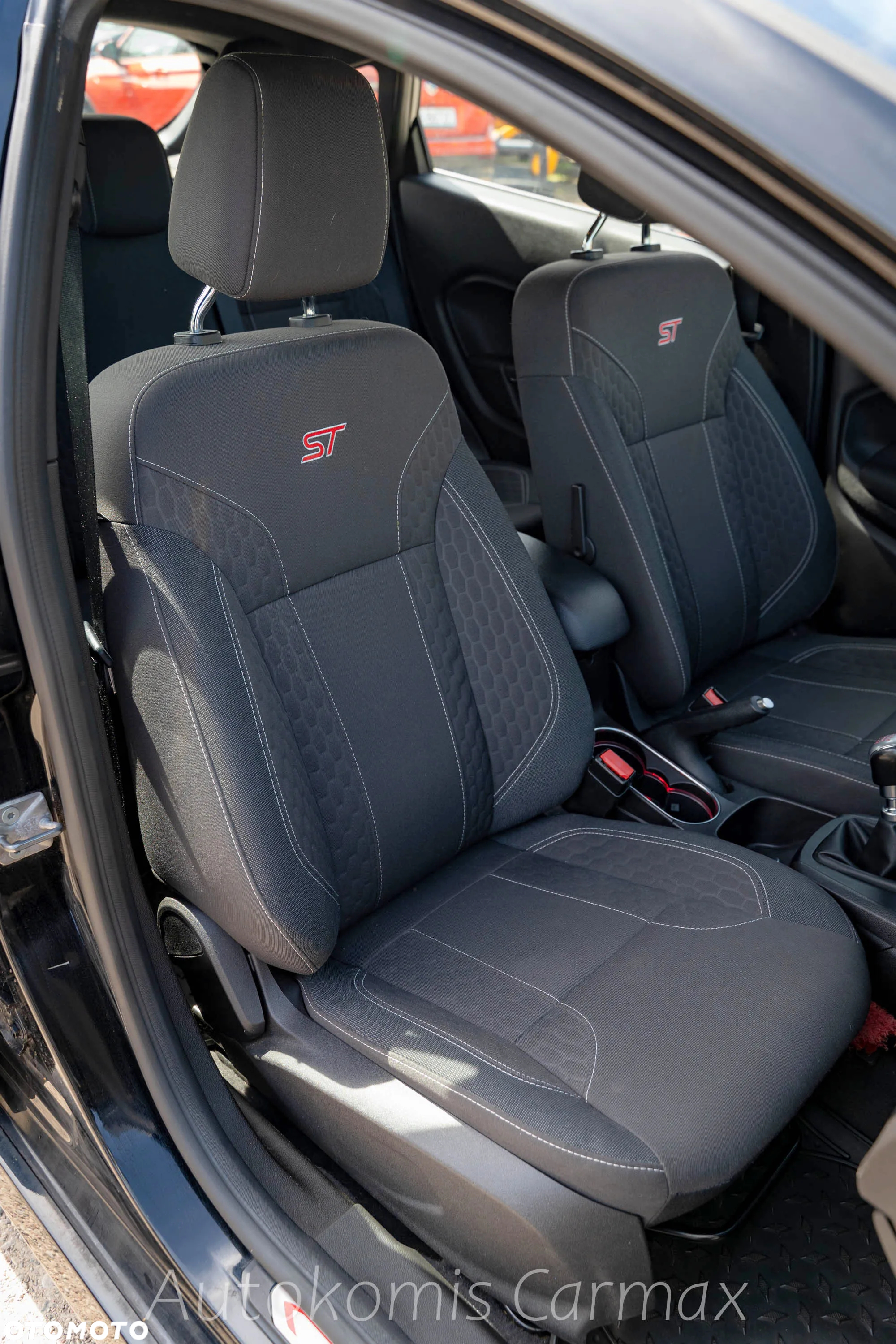 Ford Fiesta - 19