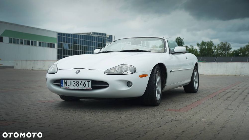 Jaguar XK8 - 3