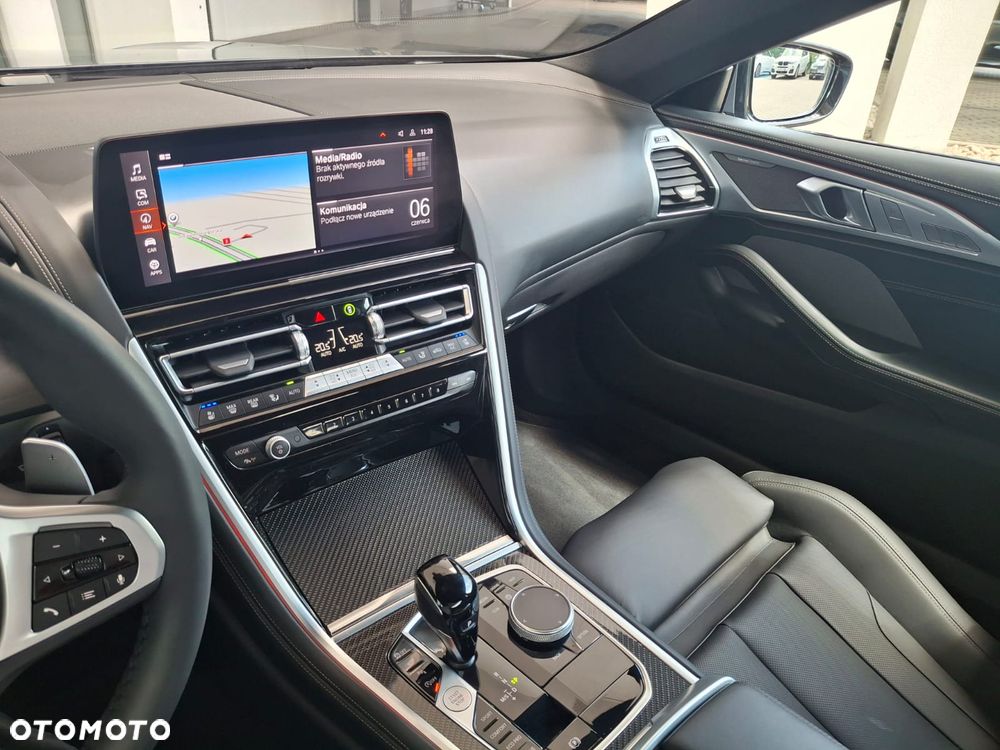 BMW Seria 8 840i xDrive - 11