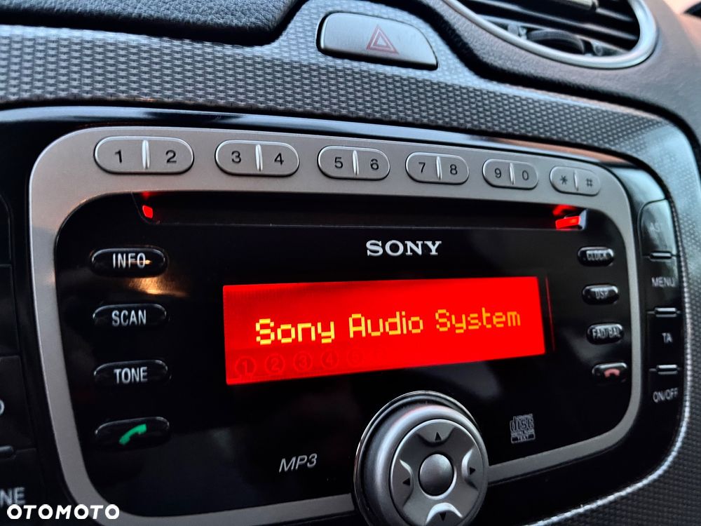 Ford Focus 1.8 Titanium - 9