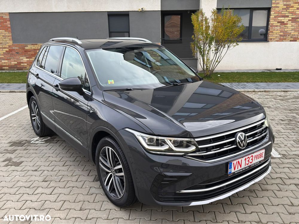Volkswagen Tiguan - 16