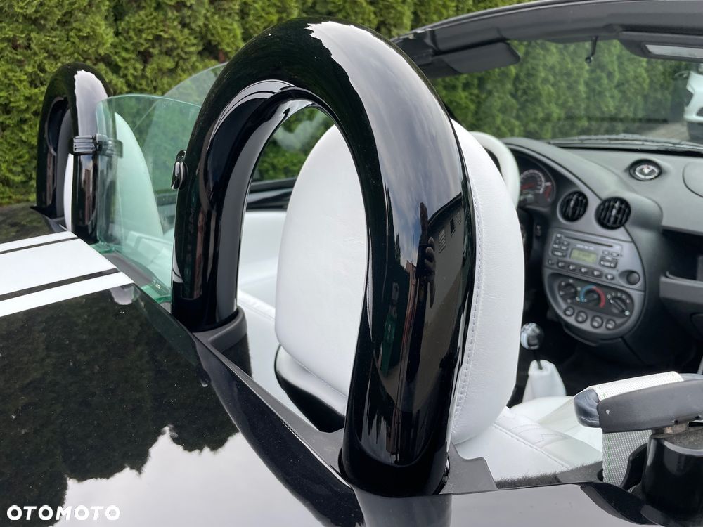 Ford Streetka 1.6 Luxury - 16