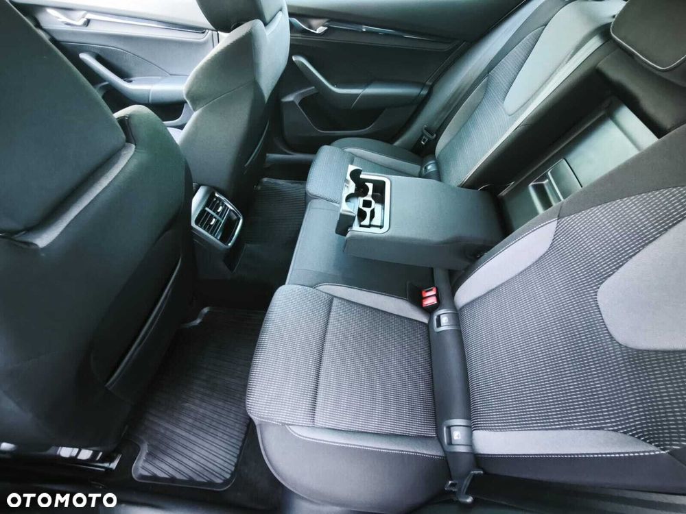 Skoda Octavia 1.5 TSI ACT Ambition - 20