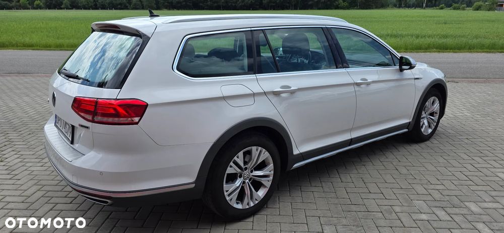 Volkswagen Passat 2.0 TDI SCR DSG 4Motion Business - 7