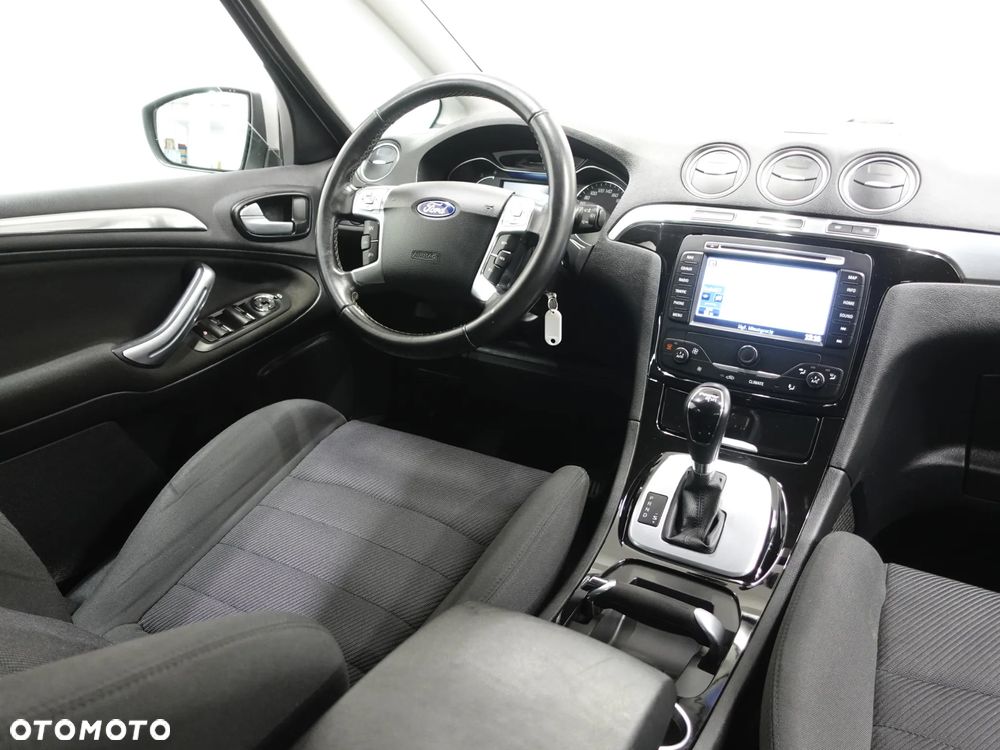 Ford S-Max 2.0 TDCi Titanium - 32