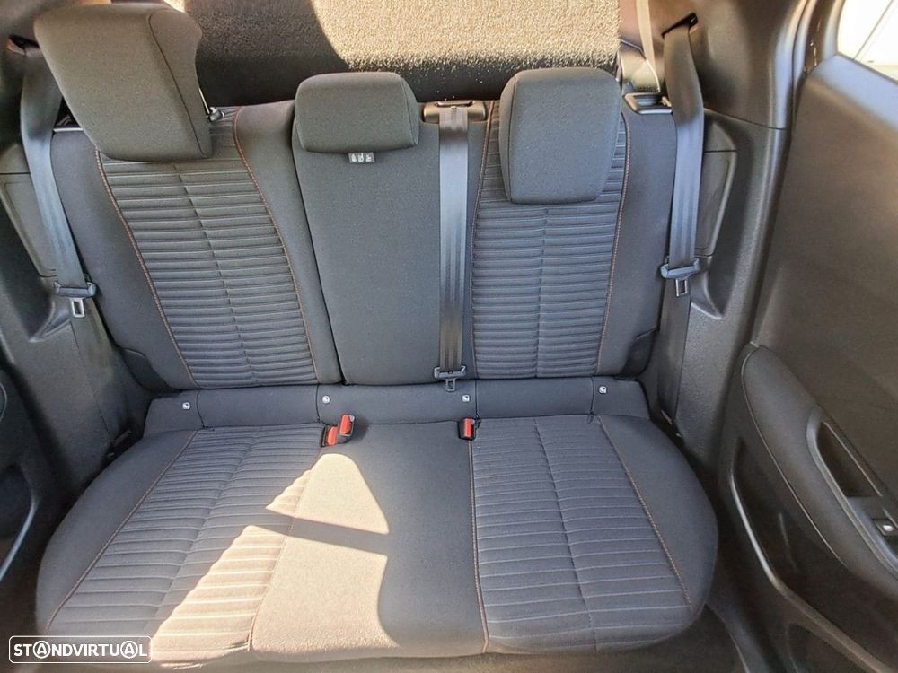 Peugeot e-2008 50 kWh Active - 16