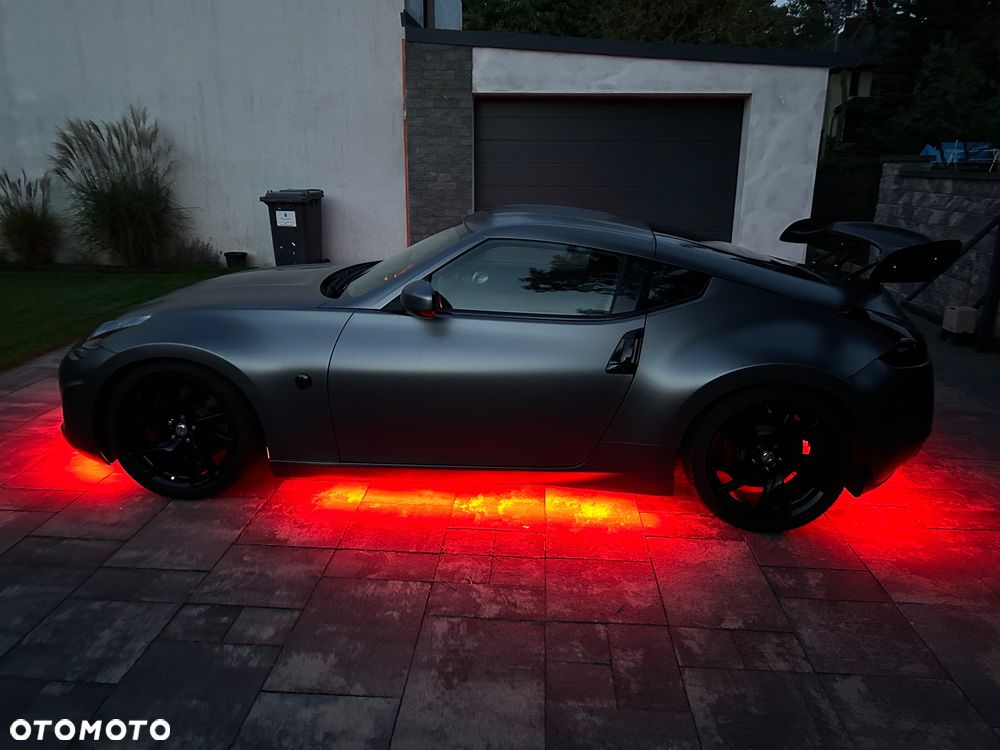 Nissan 370 Z - 19
