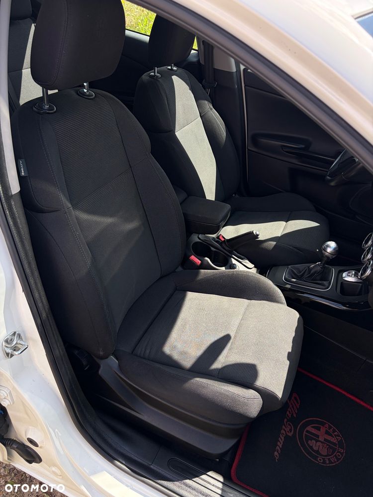 Alfa Romeo Giulietta 1.4 TB Progression - 22