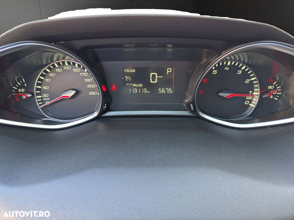 Peugeot 308 - 6