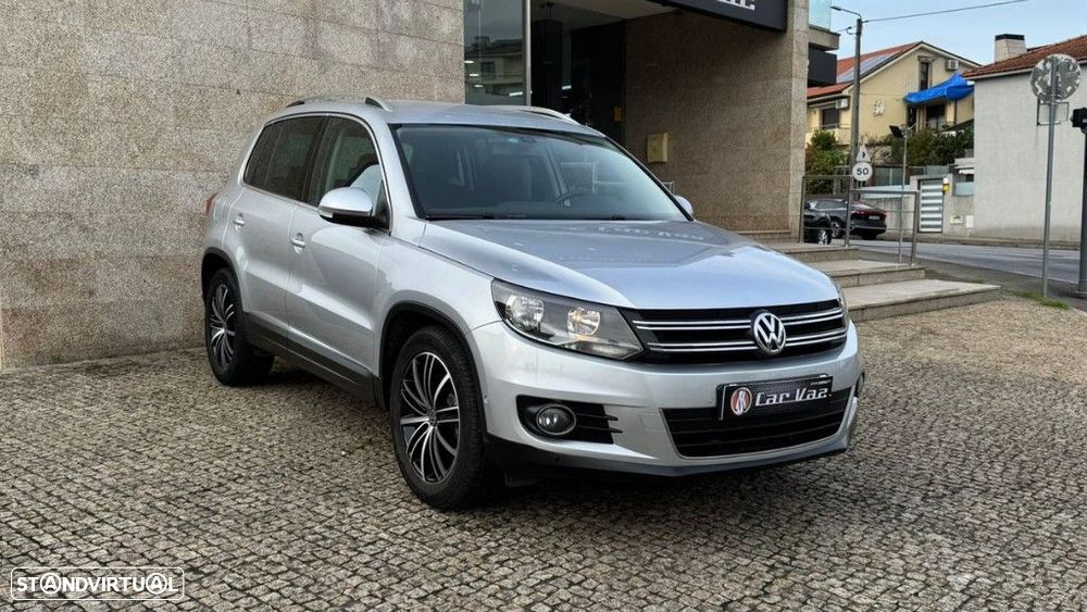 VW Tiguan 2.0 TDI Sport BlueMotion - 3