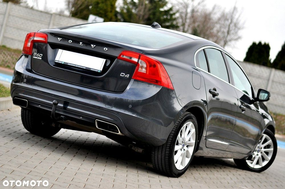 Volvo S60 D4 Drive-E Summum - 4