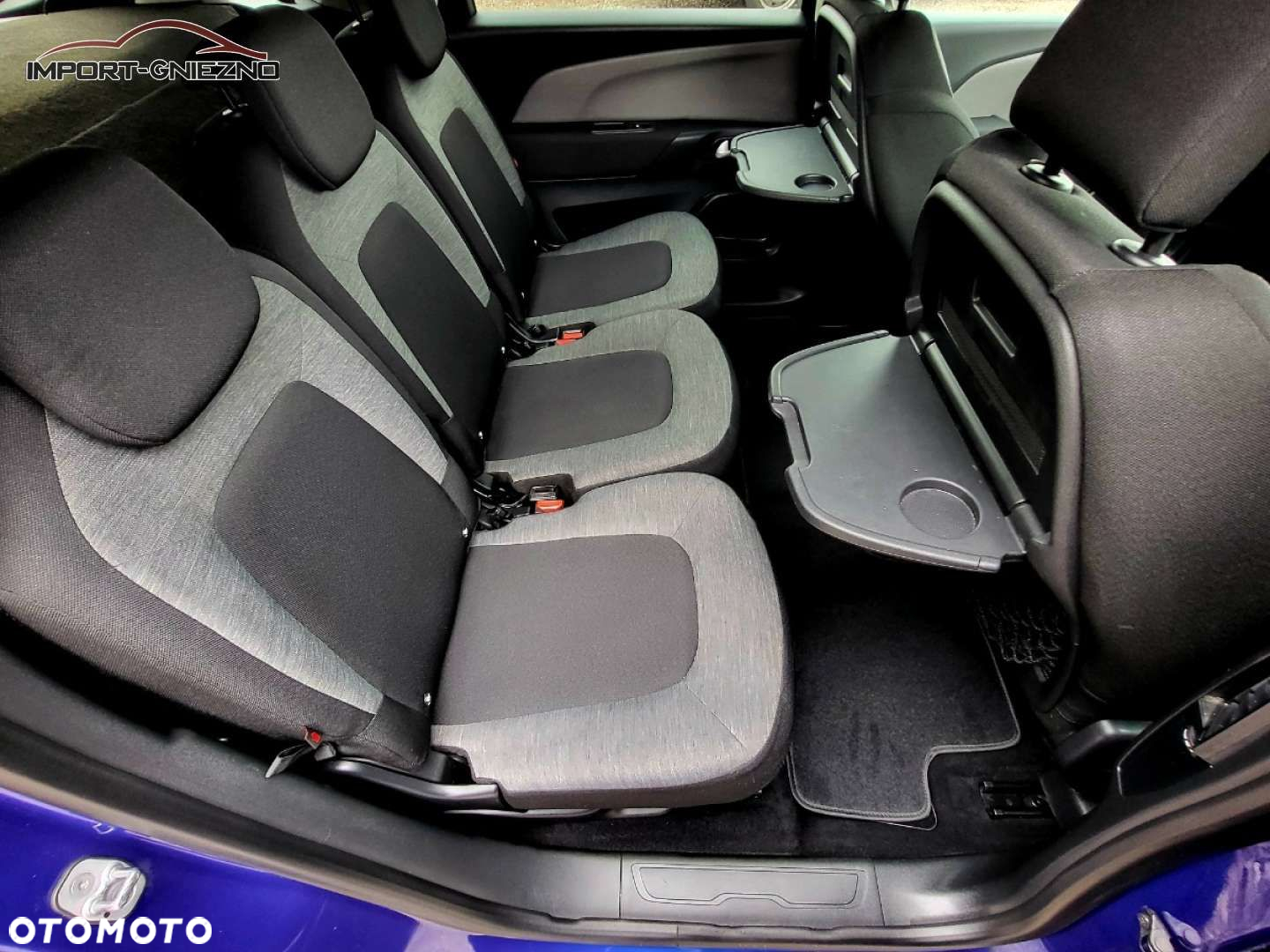 Citroën C4 Picasso - 8