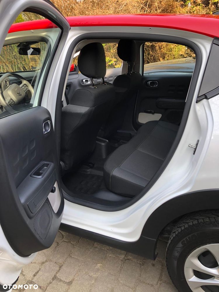 Citroën C3 1.2 PureTech C-Series - 12