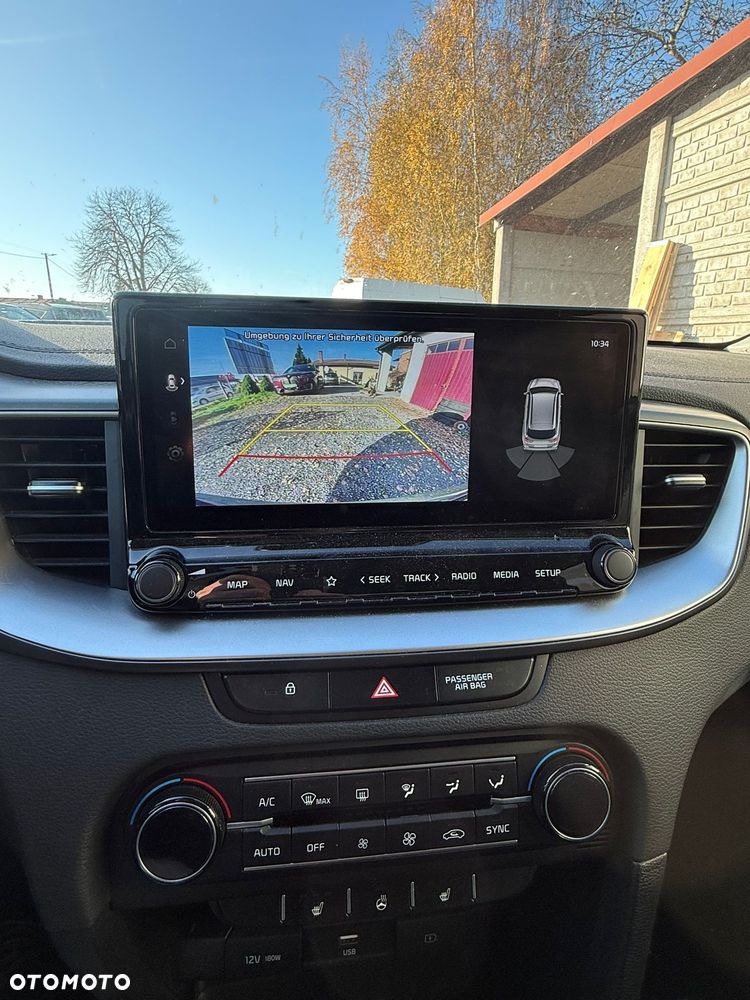 Kia Ceed 1.5 T-GDI MHEV L Business Line - 8