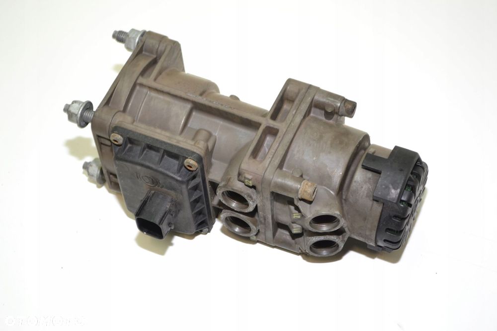 MERCEDES ACTROS MP4 ZAWÓR HAMULCA A0044311506 - 2