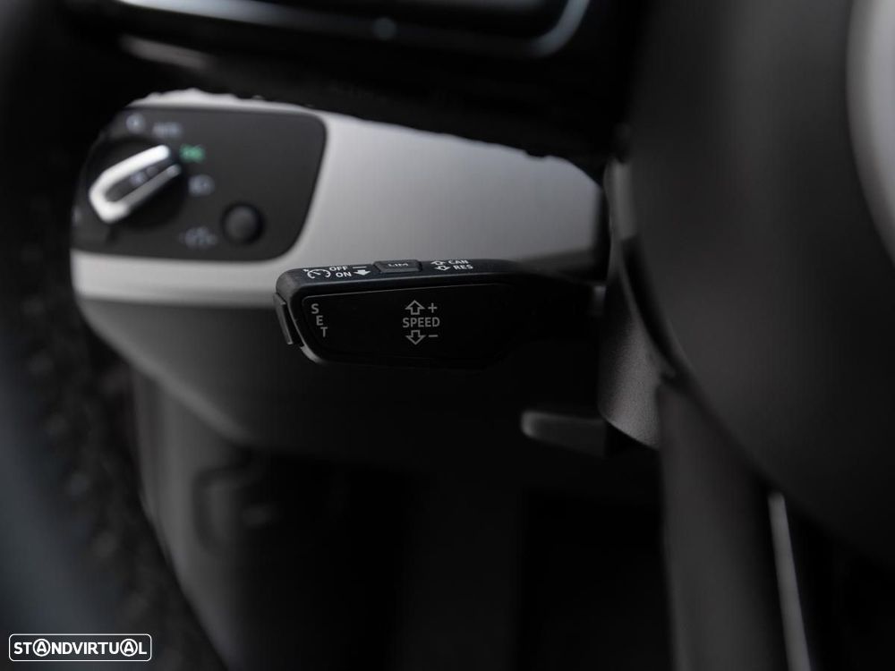 Audi A4 Avant 30 TDI S tronic - 18