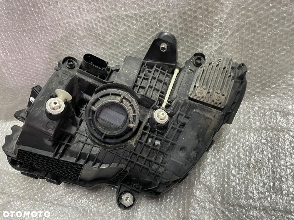 LAMPA PRZÓD PRAWA FULL LED HIGH PERFORMANCE LED MERCEDES BENZ C-KLASA W205 C205 A2059062206 KZ - 16