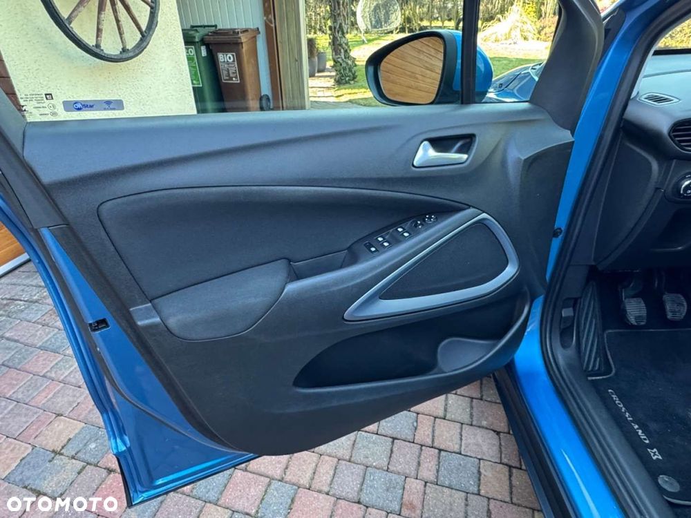 Opel Crossland X - 13