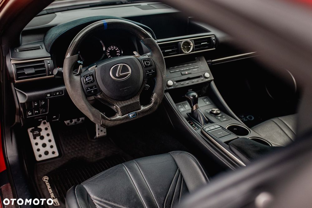 Lexus RC F Carbon - 23