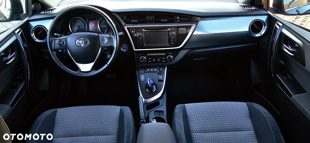 Toyota Auris - 28