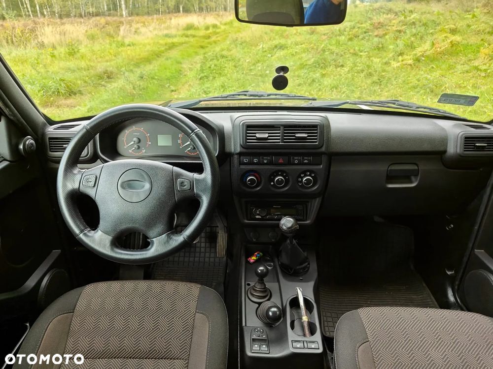 Lada Niva - 10