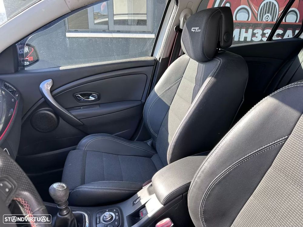 Renault Mégane Sport Tourer 1.5 dCi GT Line - 17