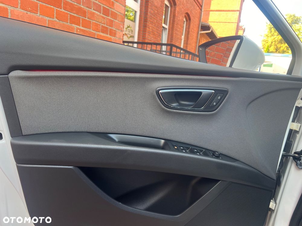 Seat Leon 1.5 eTSI ACT OPF DSG Xcellence - 11