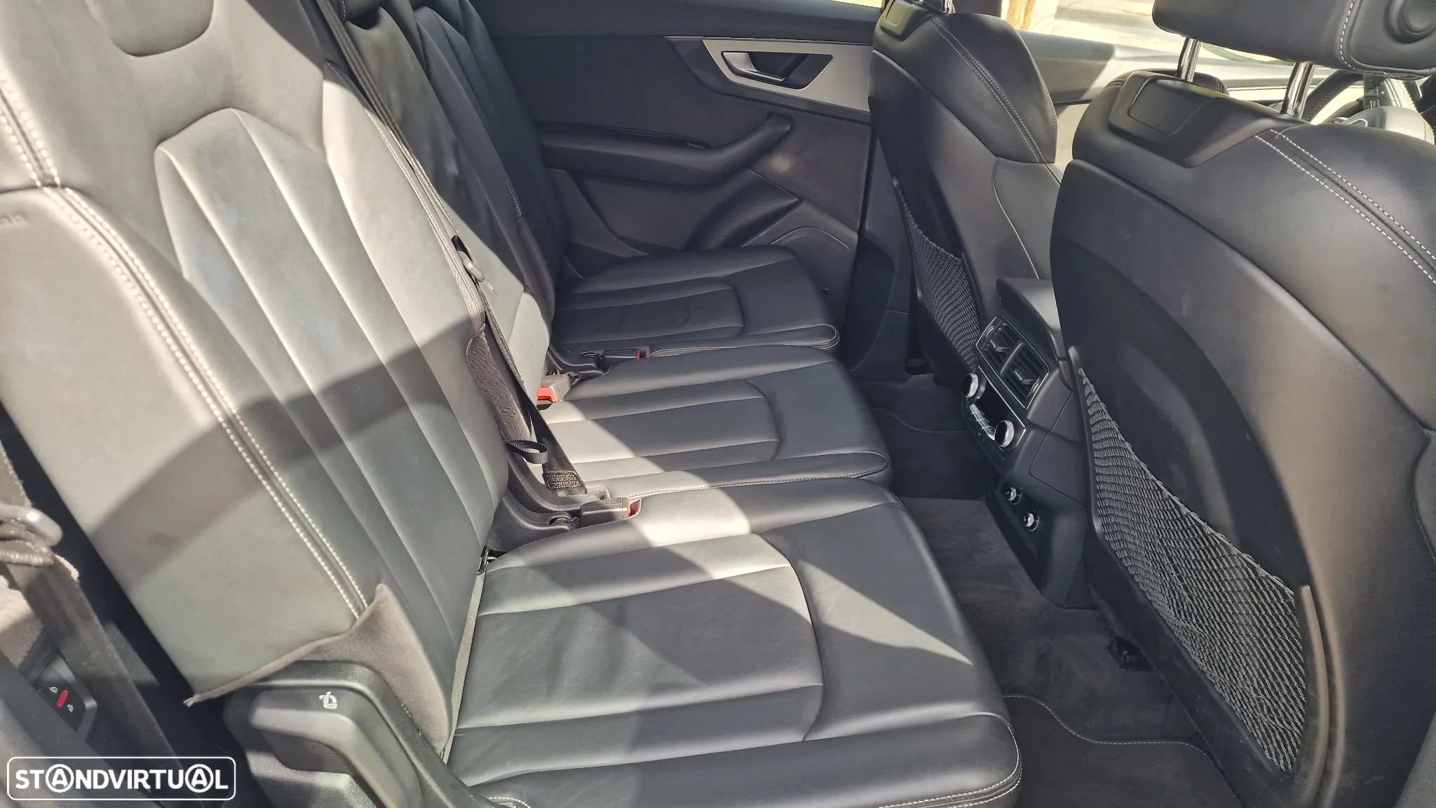Audi Q7 3.0 TDI quattro S-line Tiptronic 7L - 25
