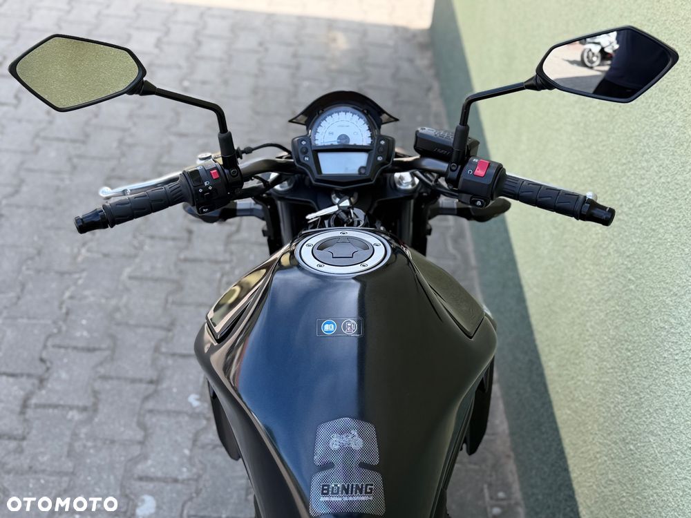 Kawasaki ER - 37
