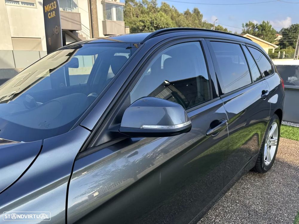 BMW 318 d Sport Line - 21