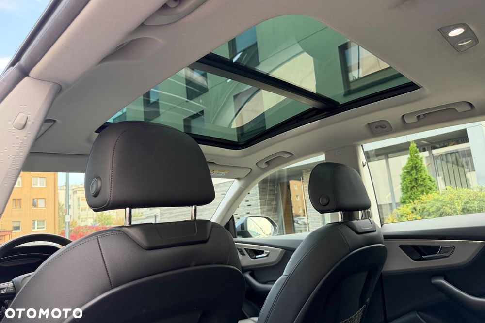 Audi Q8 55 TFSI e Quattro Tiptronic - 28