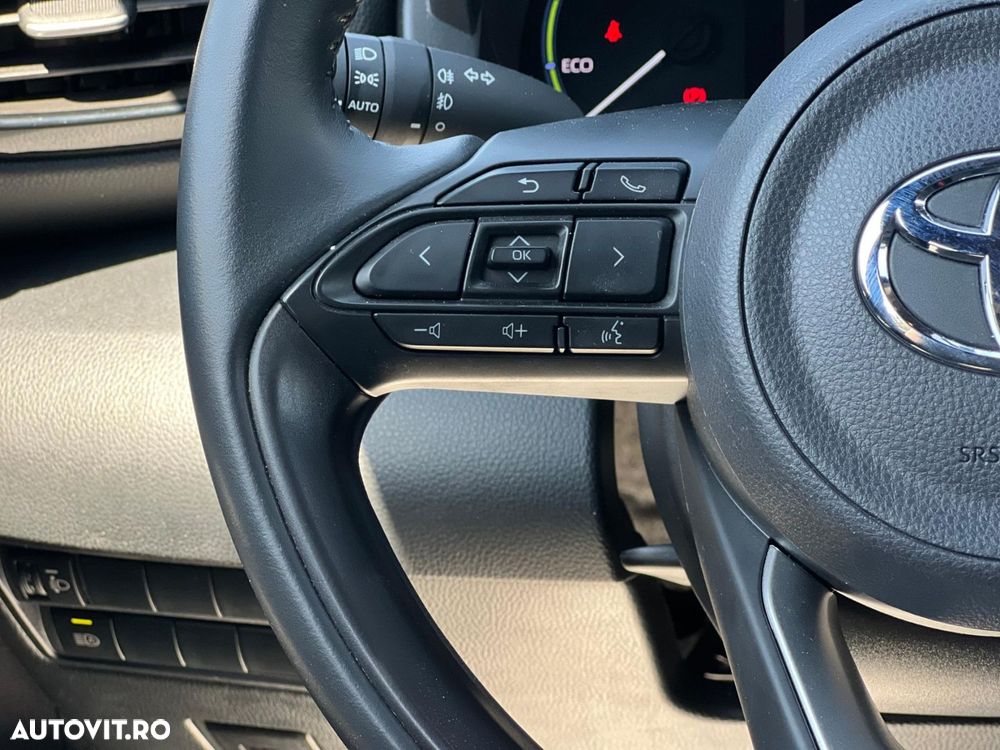 Toyota Yaris Cross - 17