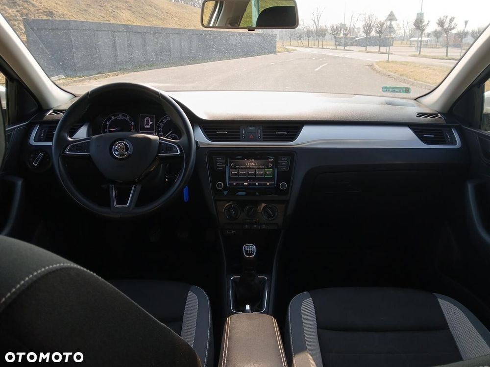 Skoda RAPID 1.0 TSI Ambition - 22