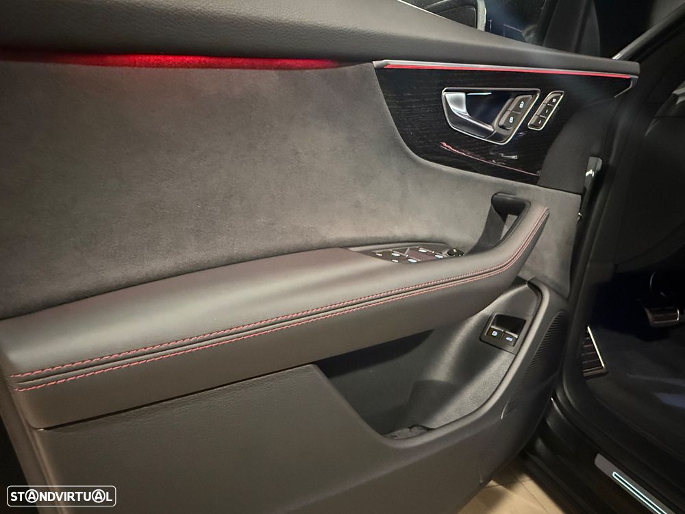 Audi Q8 60 TFSIe quattro S line Tiptronic - 22