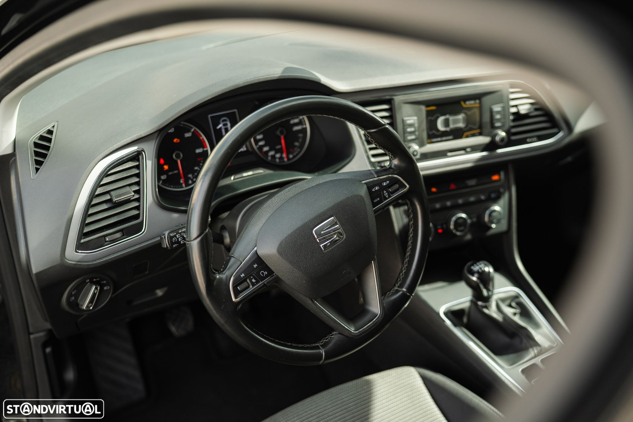 SEAT Leon 1.6 TDI Style S/S - 6