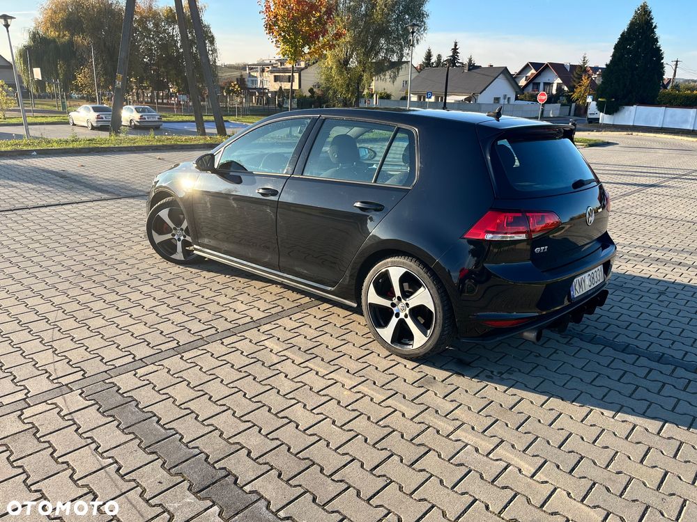 Volkswagen Golf 2016 photo 2