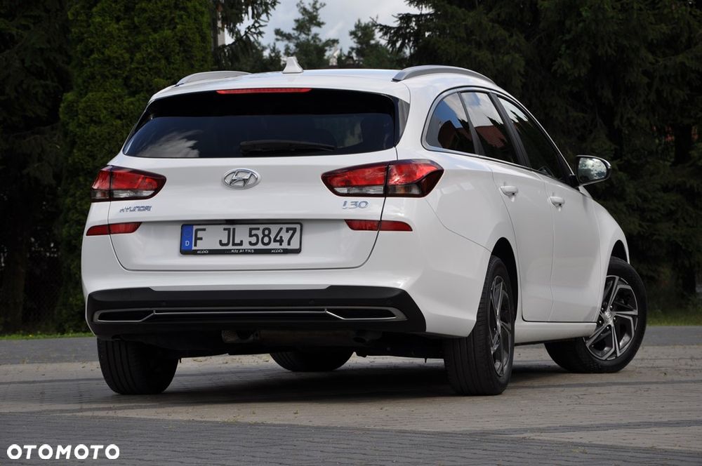 Hyundai i30 1.6 CRDI DCT EDITION 30+ - 17