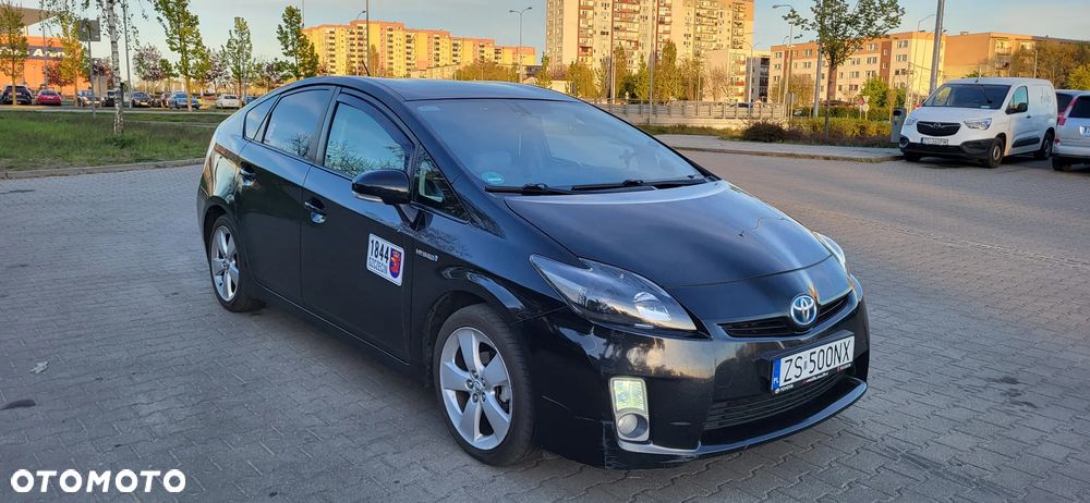 Toyota Prius 1.8 HSD Luna - 2