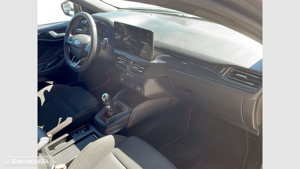 Ford Focus SW 1.0 EcoBoost MHEV ST-Line - 21