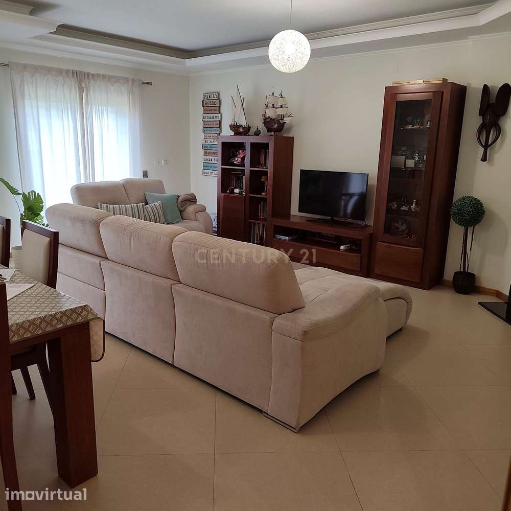 Apartamento T3 com 2 Box e 2 Suítes. Vista Panorâmica em Oeiras - Grande imagem: 4/21