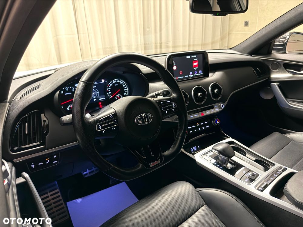 Kia Stinger 3.3 T-GDI V6 GT AWD - 5