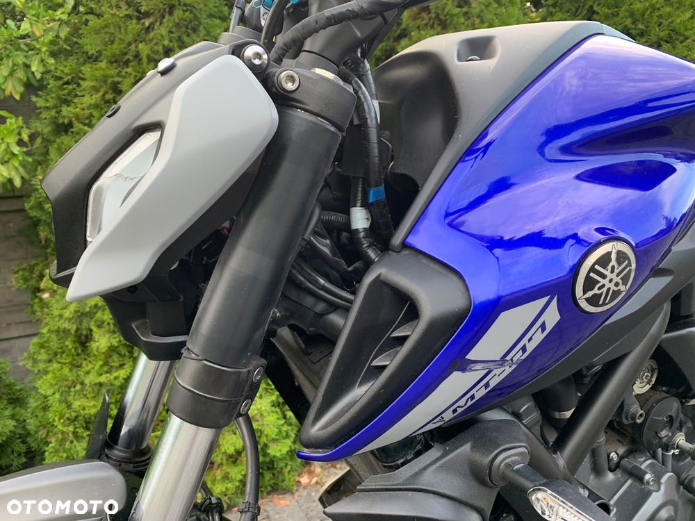 Yamaha MT - 5