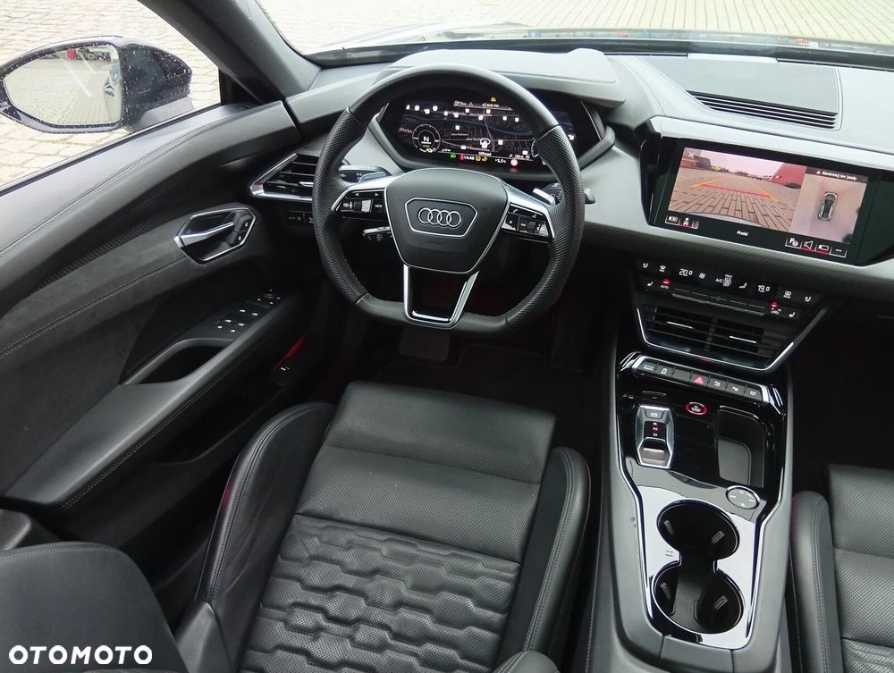 Audi e-tron GT - 14
