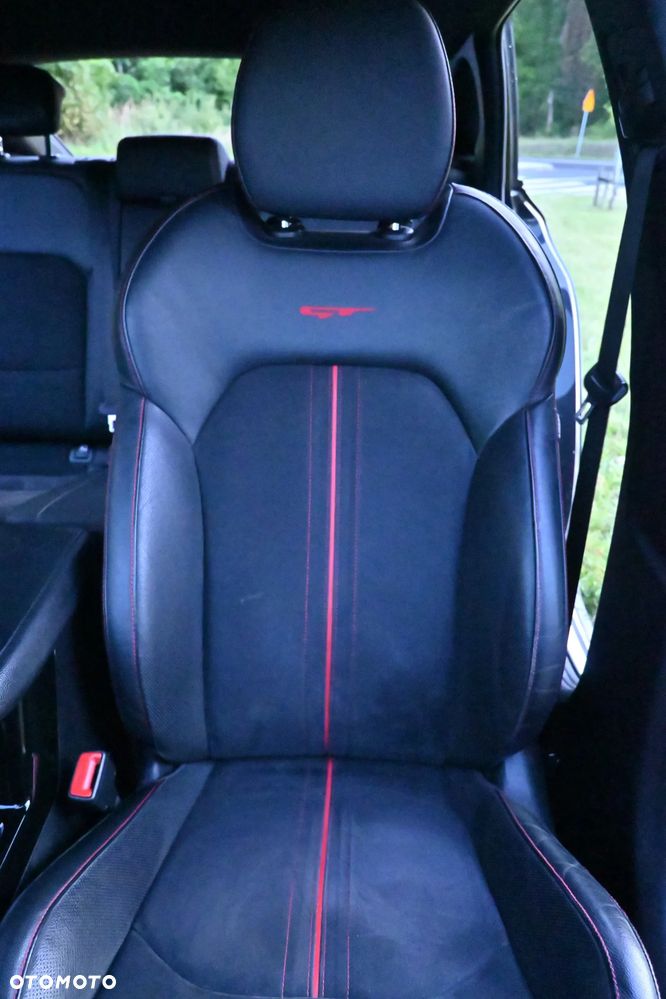 Kia ProCeed 1.6 T-GDI OPF GT - 13