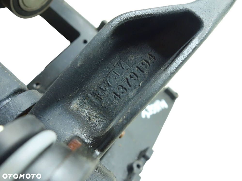 Pedały Sprzęgła Hamulca Support Massey Valtra 4379194 4886703 - 4